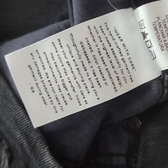 Good American Faded Black Distressed Hem Skinny Jeans size 4 / 27 - Picture 9 of 14